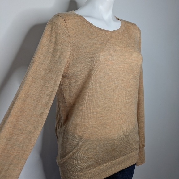 ✨3/$15 Club Beymen tan extrafine merino wool sheer lightweight sweater M - Picture 4 of 10